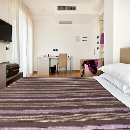 Hotel Sporting San Benedetto del Tronto Værelse billede